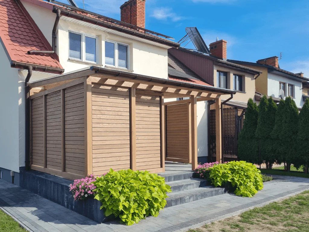 Moderne Wohnträume mit einer Terrassenüberdachung aus Alu verwirklichen