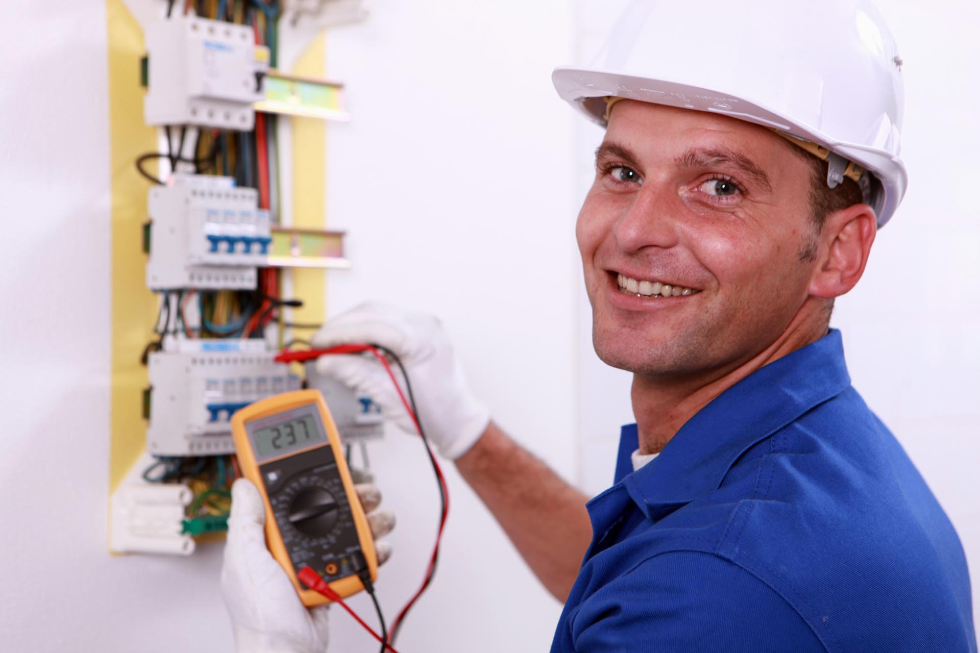 Elektro Notdienst in der Nähe: Expertenhilfe bei allen elektrischen Problemen