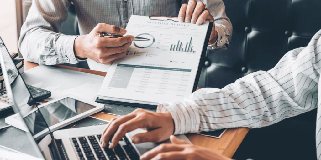 Unternehmenserfolge beginnen mit der Arbeit von Headhunter