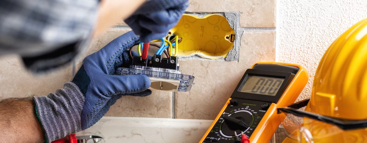 Wie eine systematische Prüfung elektrischer Anlagen Unfälle verhindert