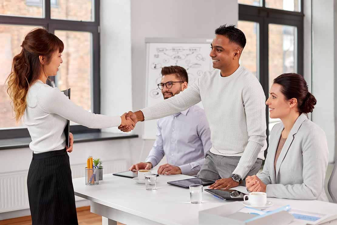 Warum ein Headhunter mehr als nur Personal vermittelt